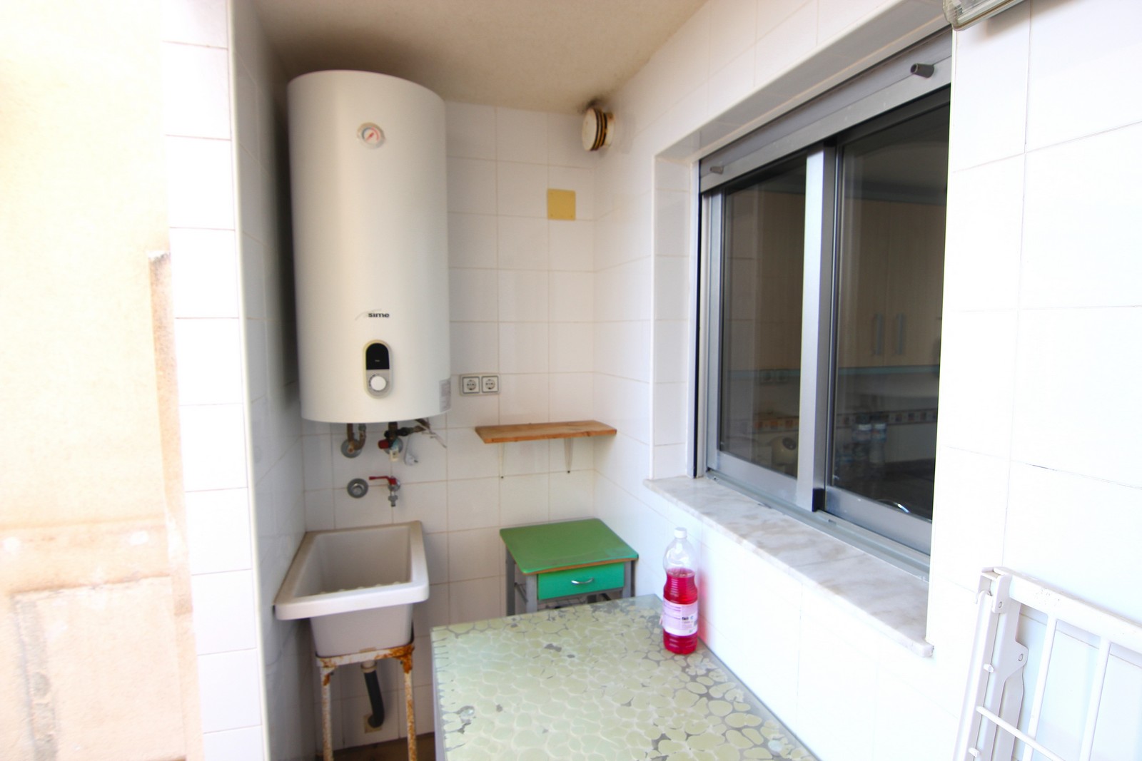 Appartement à vendre avec 4 chambres et grande terrasse au centre de Benitatxell.