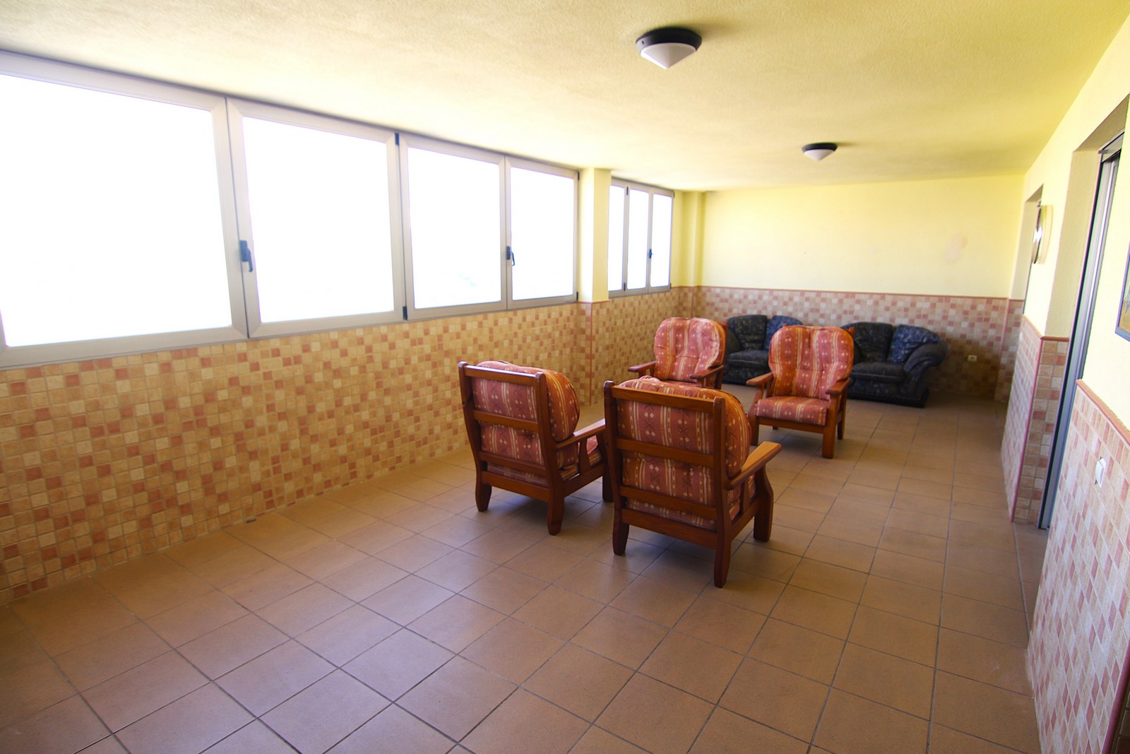 Appartement à vendre avec 4 chambres et grande terrasse au centre de Benitatxell.