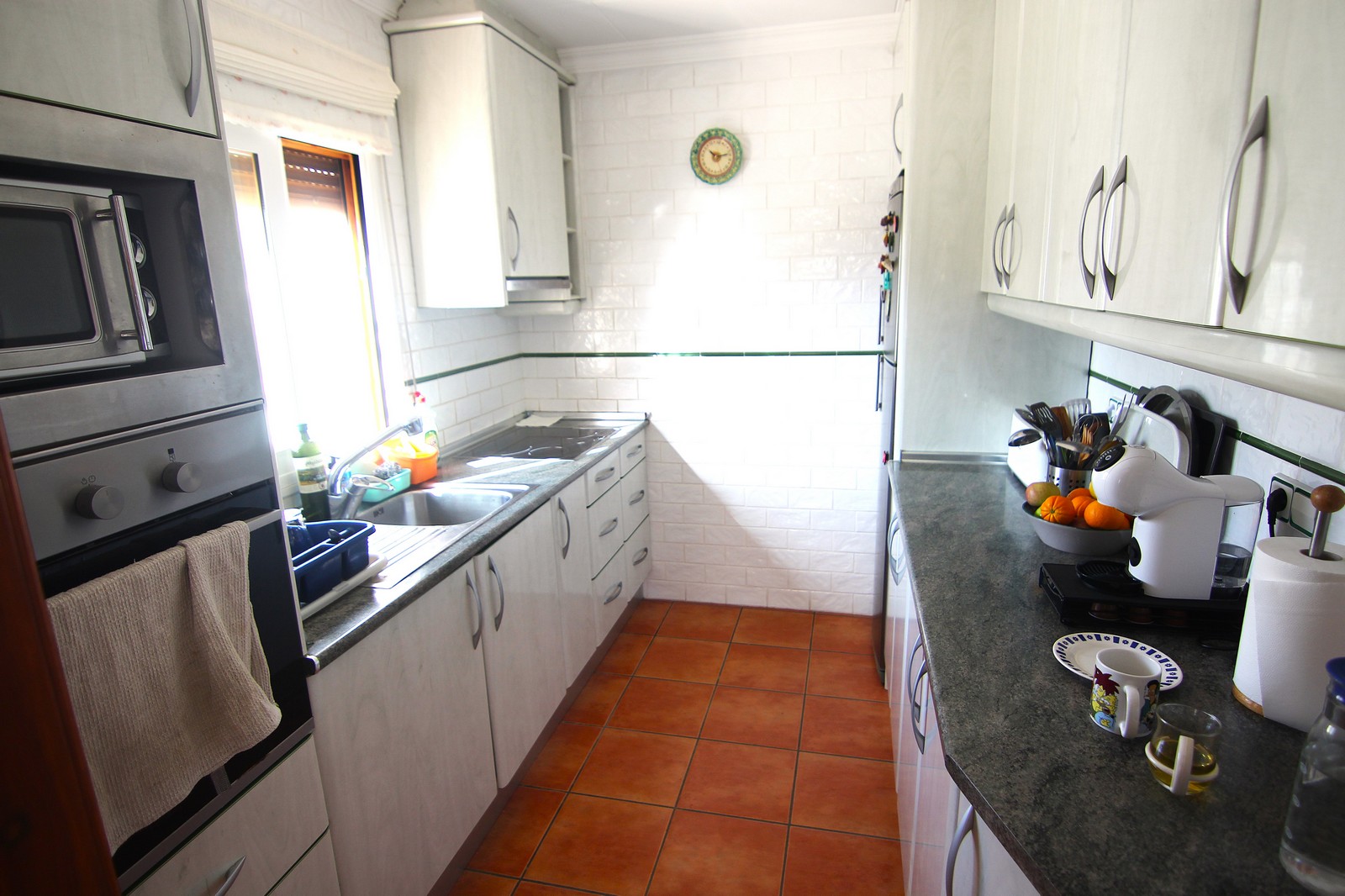 Villa à vendre dans un quartier calme de Portet avec piscine.