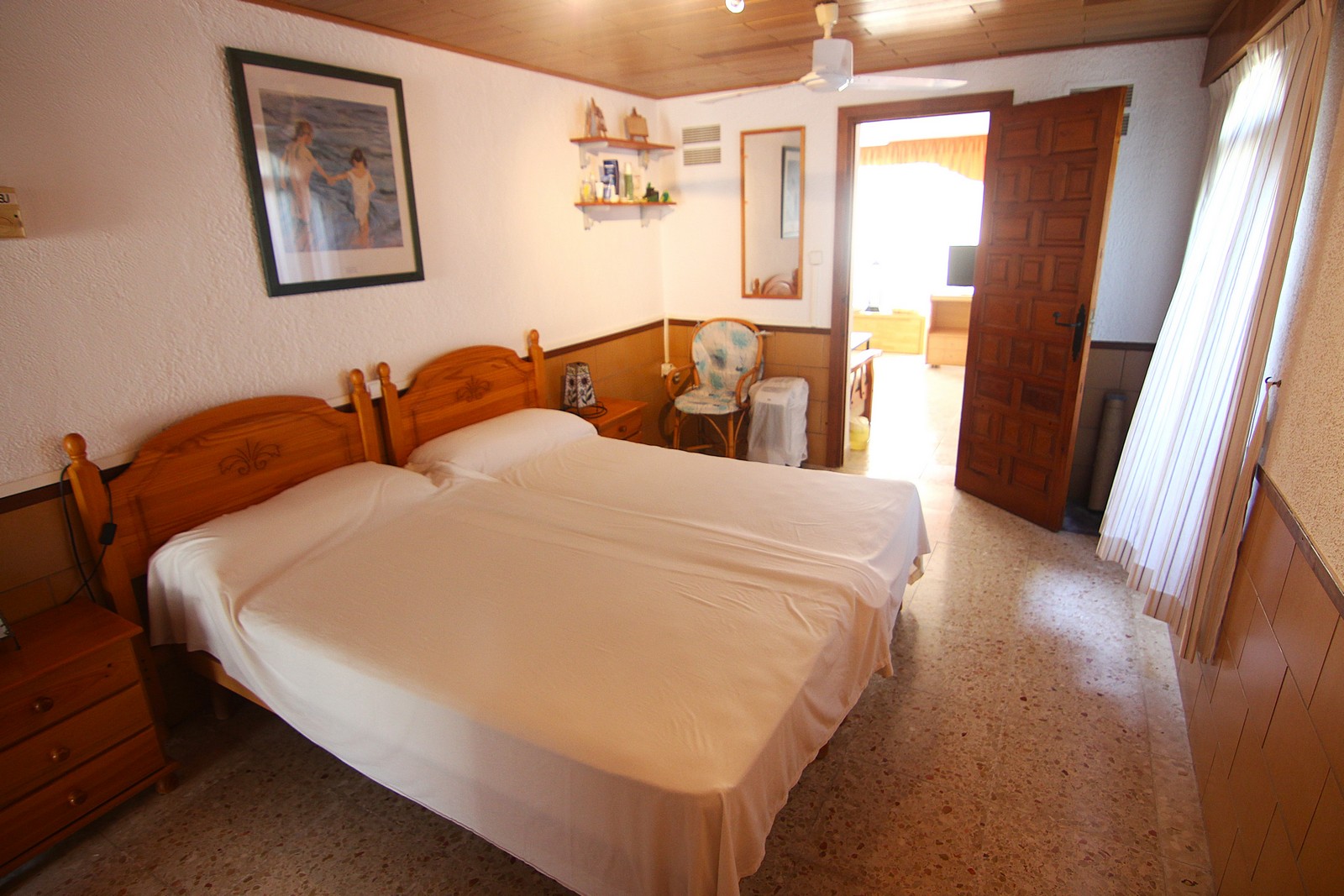 Villa à vendre dans un quartier calme de Portet avec piscine.