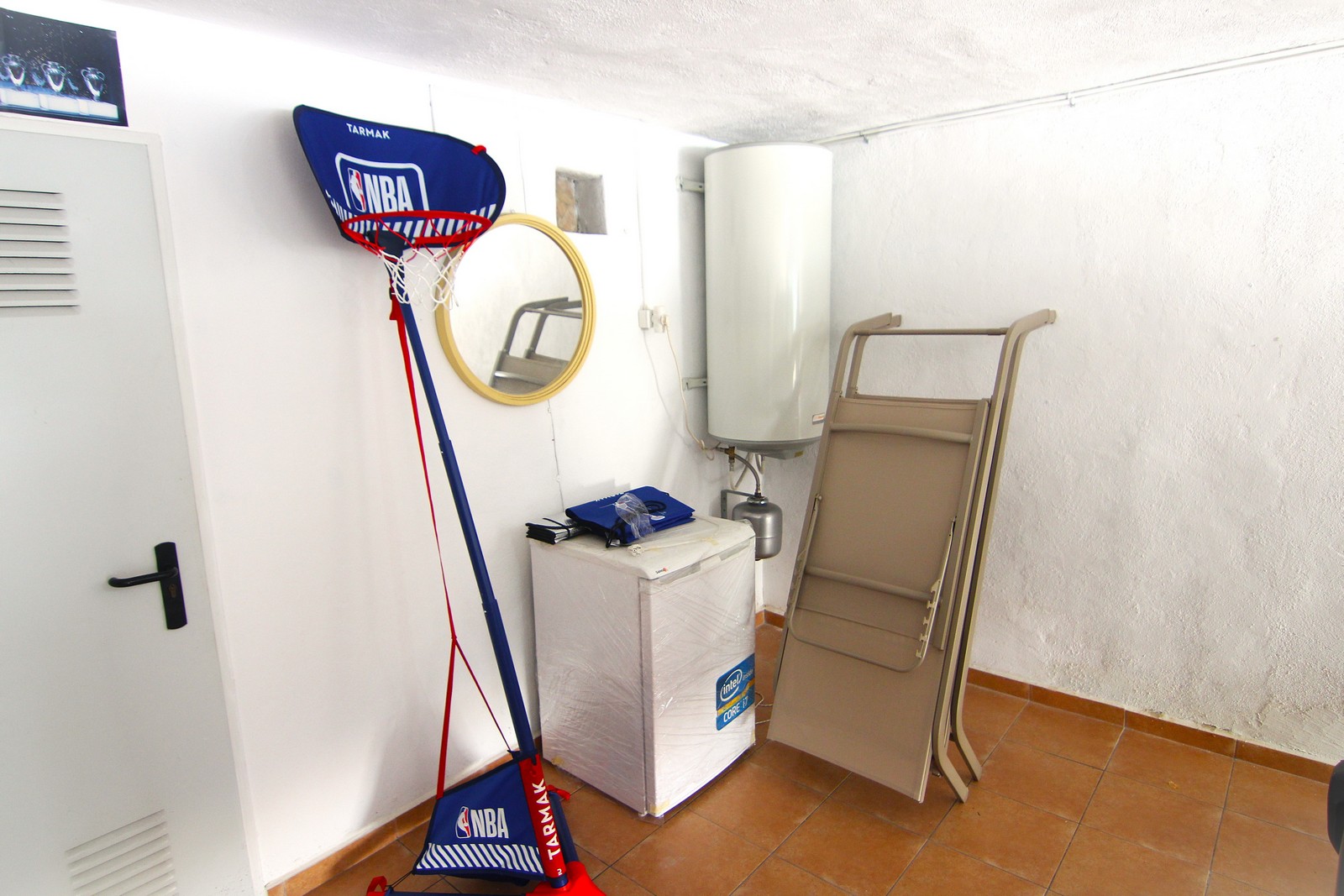 Villa à vendre dans un quartier calme de Portet avec piscine.