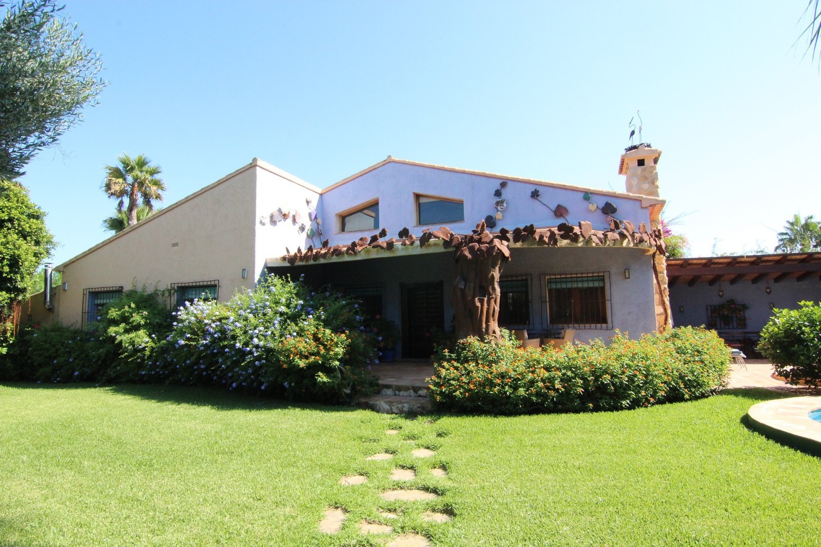 Villa à vendre à Jávea créée par Toni Mari, sculpteur.