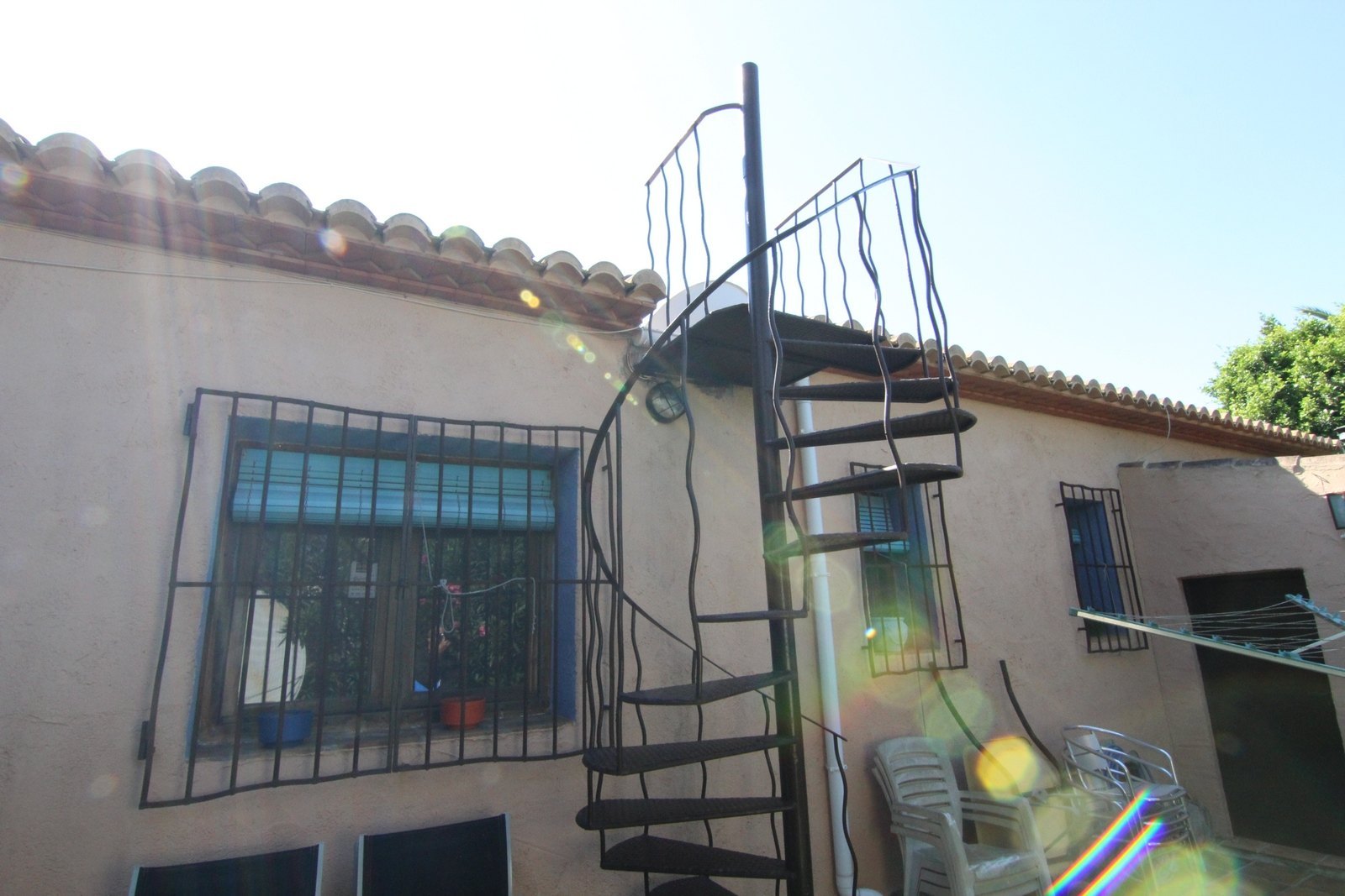 Villa à vendre à Jávea créée par Toni Mari, sculpteur.