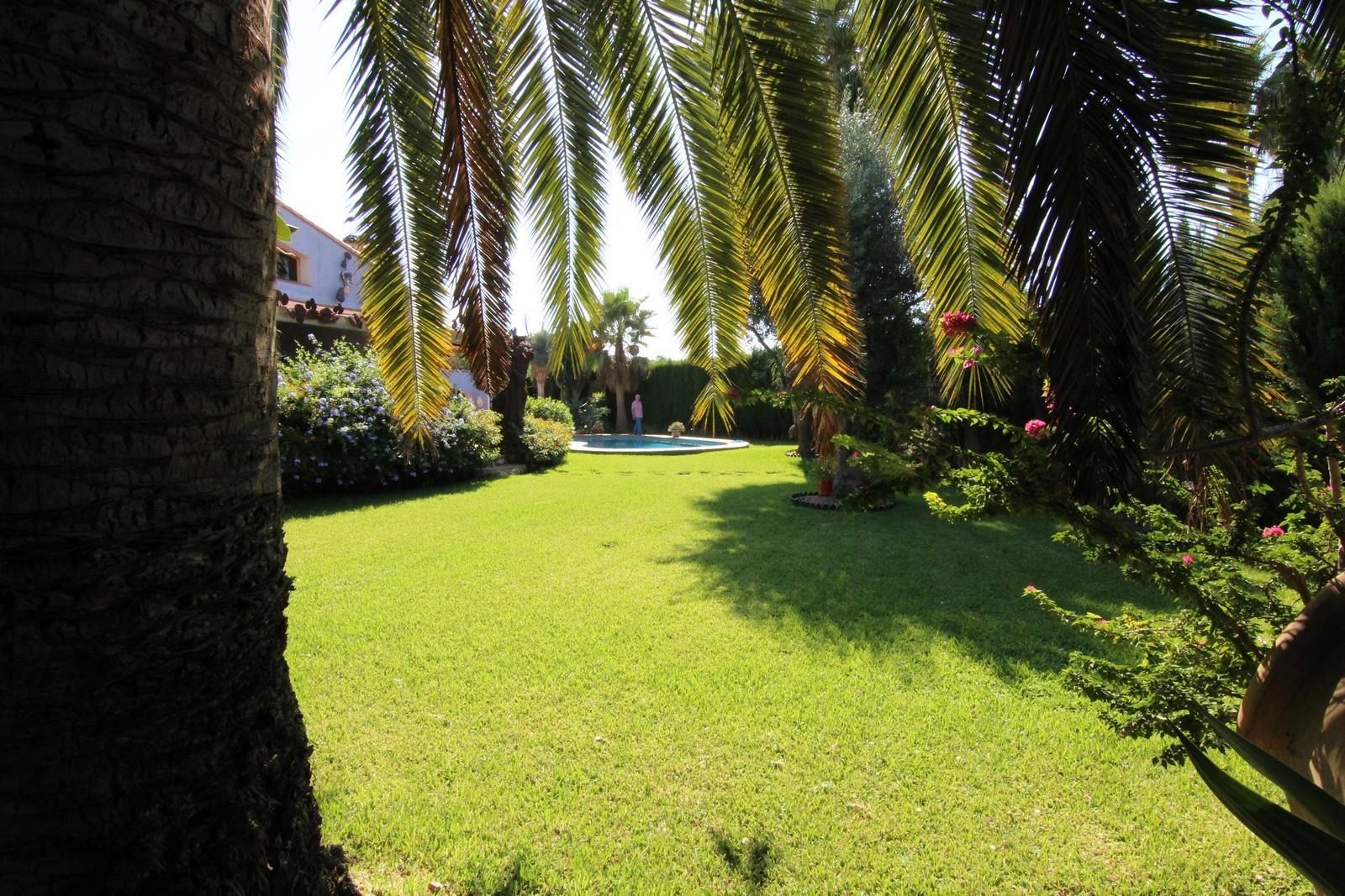 Villa à vendre à Jávea créée par Toni Mari, sculpteur.