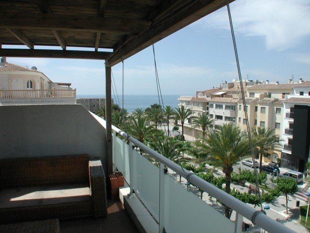 Penthouse en duplex à Moraira avec vue sur la mer.